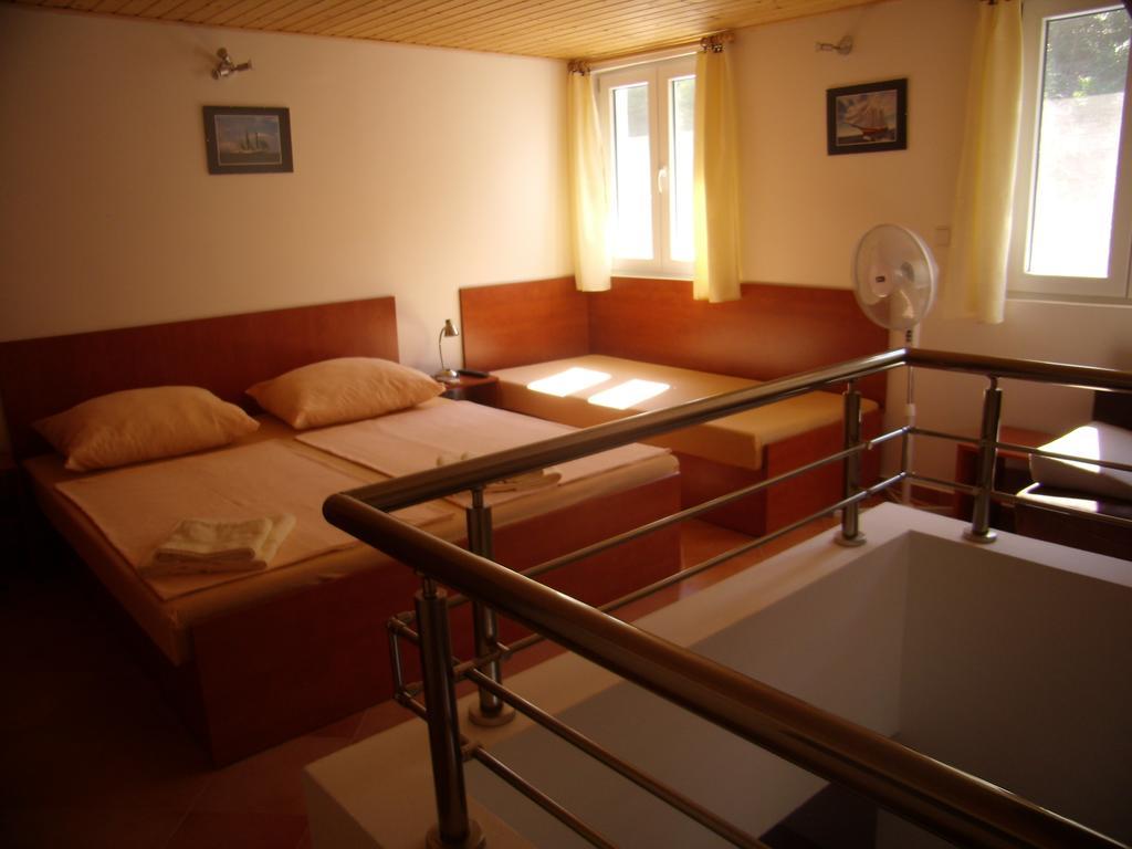 Apartments Sunce Brna Zimmer foto